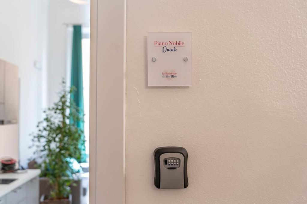 Free Parking - Meraviglioso Appartamento A Modena Exterior foto